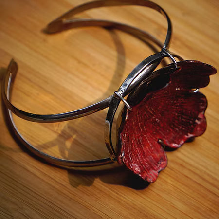 Sun kissed flower bracelet