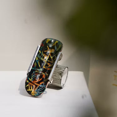 Kaleidoscopic Ring