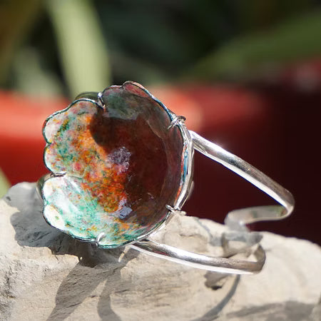 Sweet Reflection Flower Bracelet